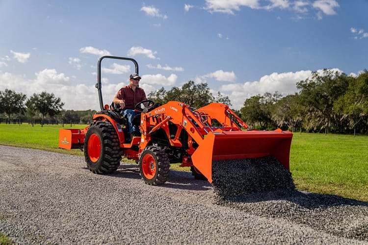 2025 Kubota LX2620SUHSD