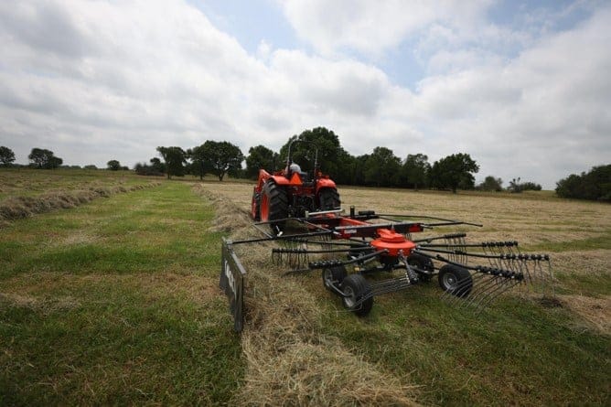 2025 Kubota RA1042T