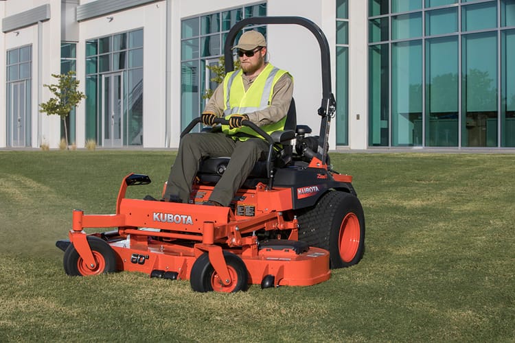 2025 Kubota Z726XKWNC-60